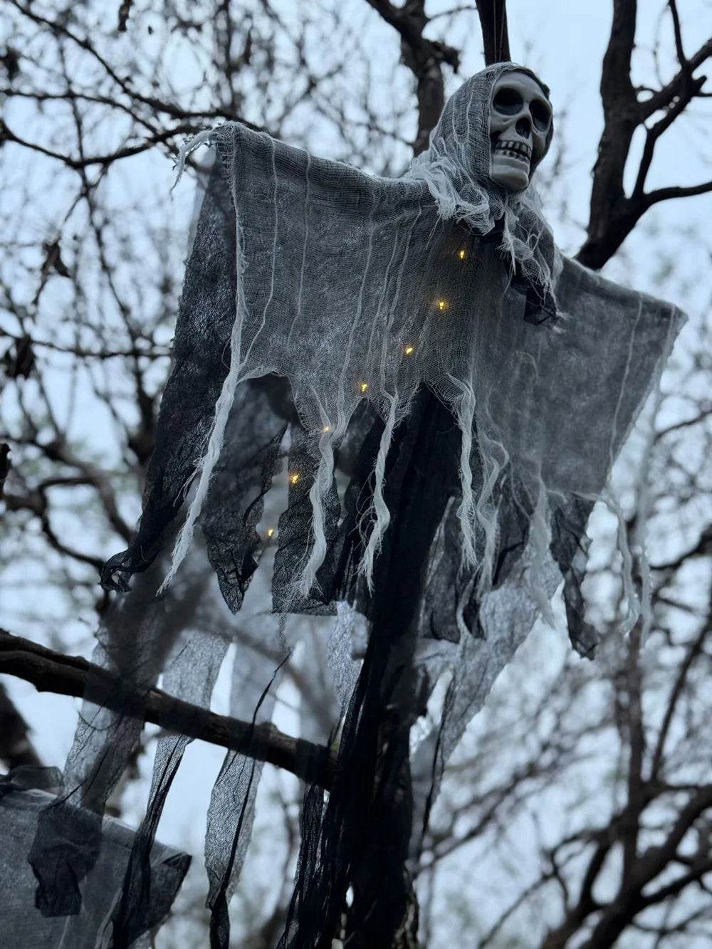 Fantasma Halloween com Luzes LED 👻 | Decoração Exterior | 57x80cm