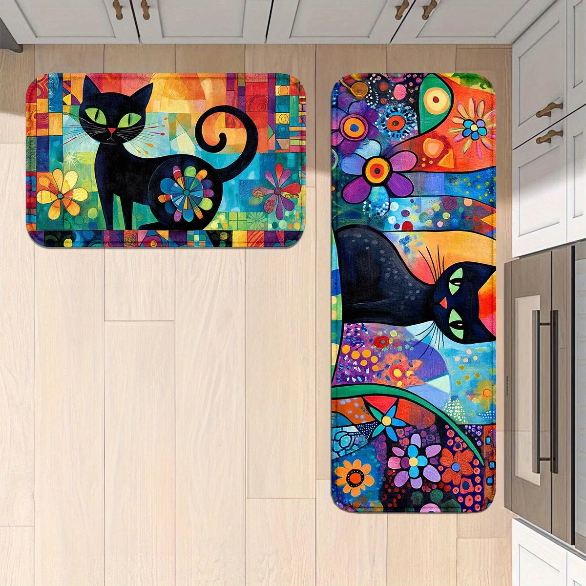 Tapete Comprido Gato Preto Floral 🐈🌸 | Antiderrapante e Lavável | Tamanho: 45x120cm
