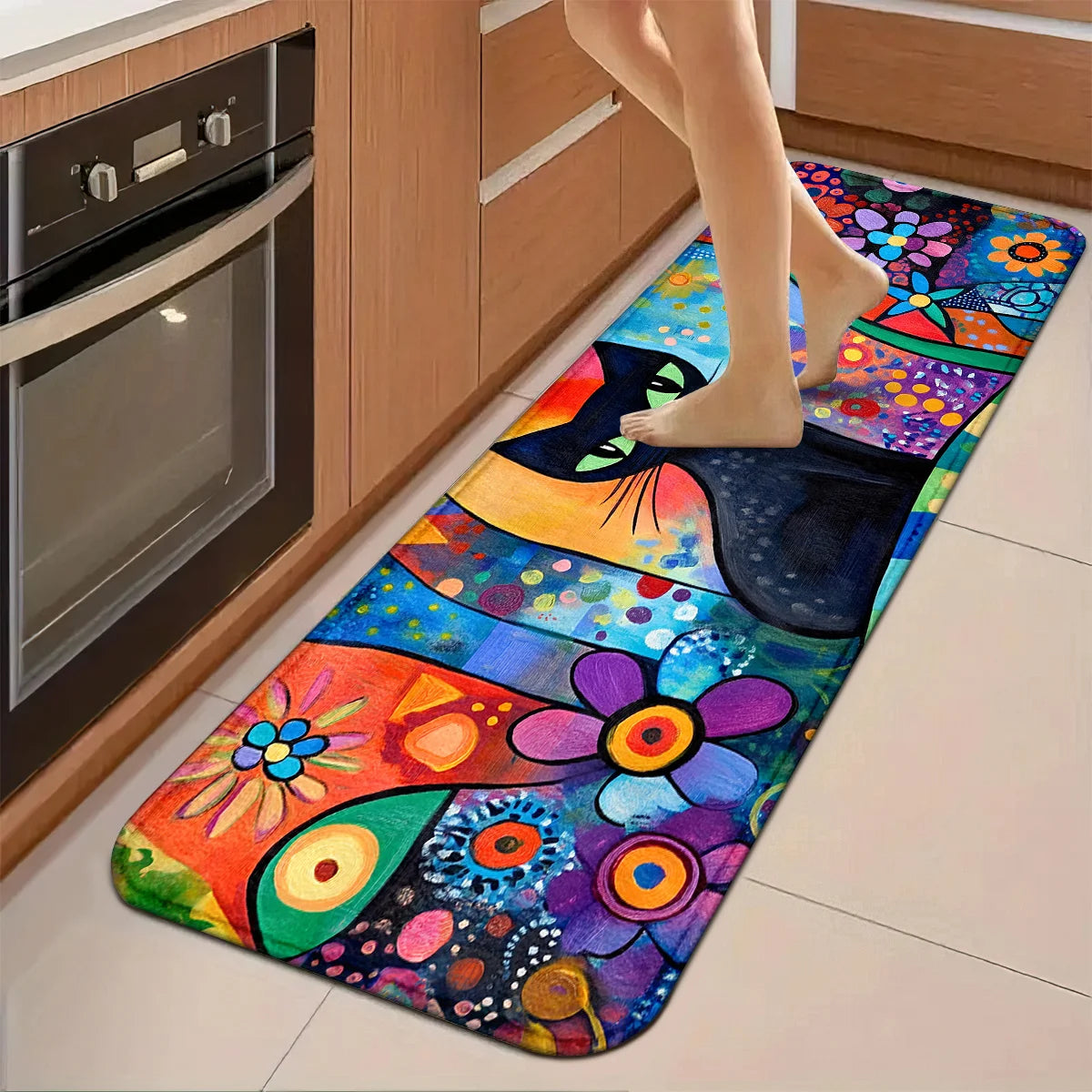 Tapete Comprido Gato Preto Floral 🐈🌸 | Antiderrapante e Lavável | Tamanho: 45x120cm